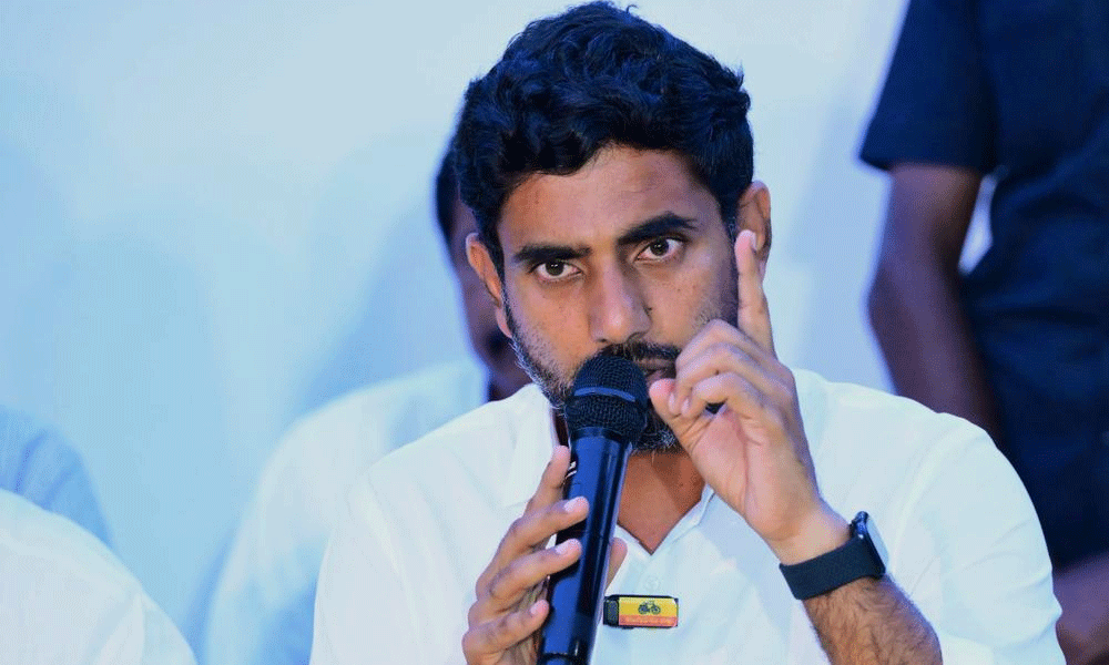 బాబు బాట‌లోనే లోకేష్‌.. మ్యాట‌ర్ ఏంటంటే... !