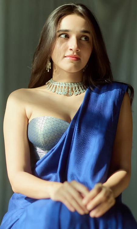 Nuveksha Looks Mesmerizing in Elegant Blue Saree