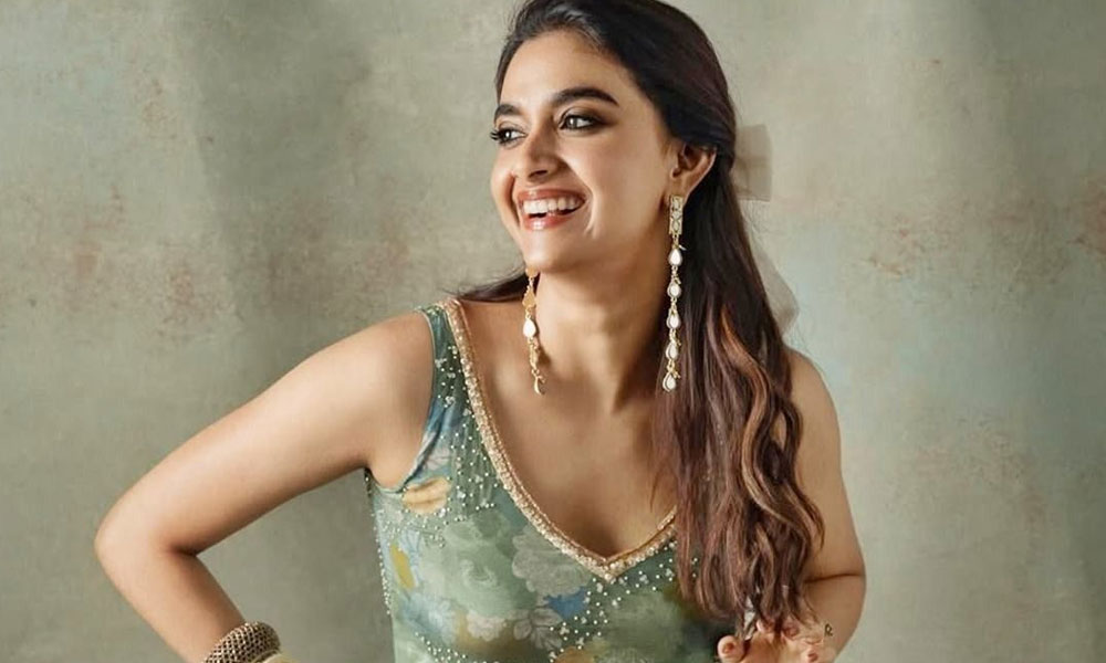 కీర్తి సురేష్ డైట్ మ్యాజిక్.. 10 కేజీలు తగ్గడం వెనుక సీక్రెట్!