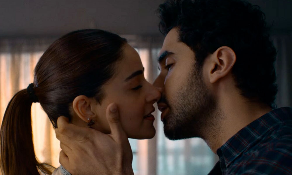 1.26 ని.ల లిప్-లాక్ సీన్ క‌ట్.. థియేట‌ర్ కంటే ఓటీటీలే ముద్దు ఇందుకేనా?