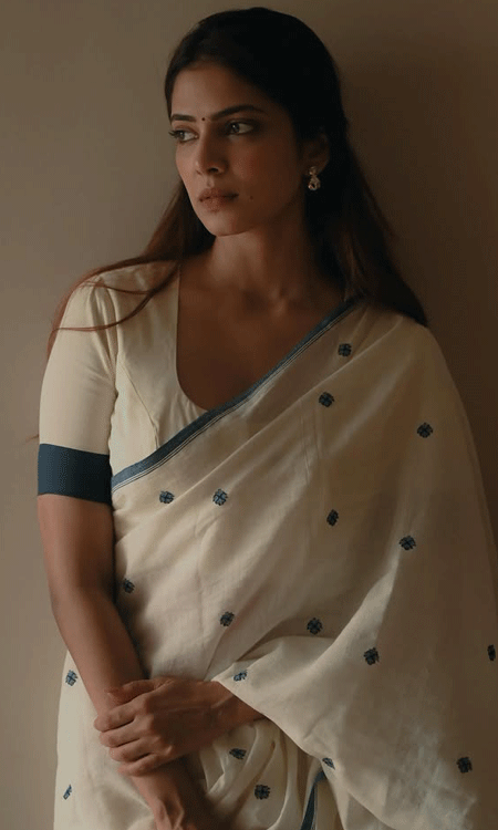 Malavika Mohanan Radiates Grace in Elegant Off-White Saree Look