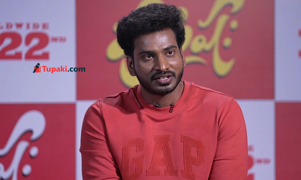 పురుషః: చిన్న సీన్ కోసం చిరంజీవి మూవీ 150 సార్లు చూశా - హీరో