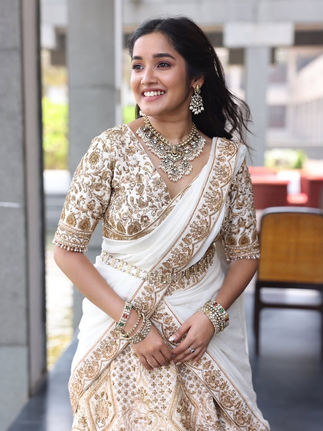 Anikha Surendran Shines in Elegant Traditional Look