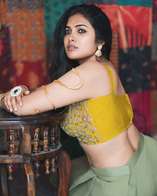 Divi Vadthya Turns Heads with Style, Grace, and Powerful Film Choices