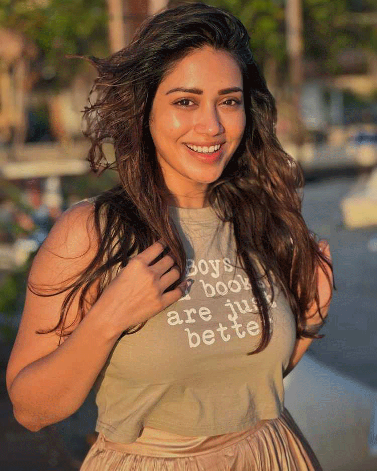 Nivetha Pethuraj Wins Hearts With Her Natural Beauty and Charming Smile