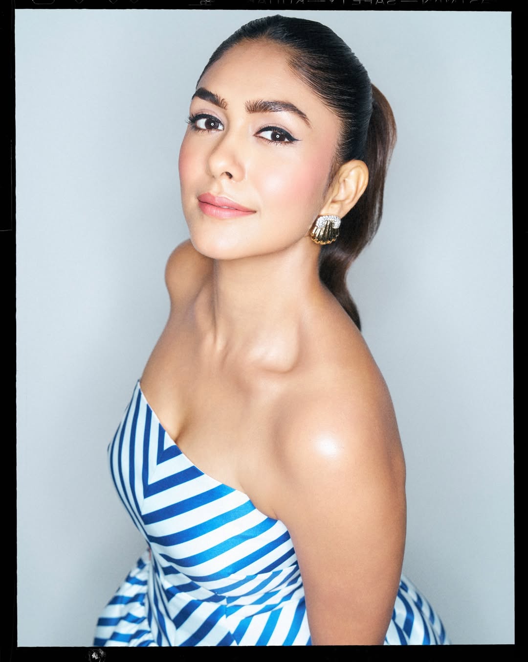 Mrunal Thakur Stuns in Bold Striped Look, Fans Call Her a Fashion Queen
