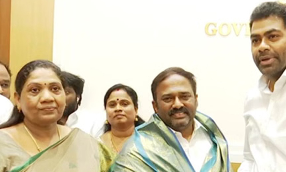 దళపతి విజయ్ పక్కా స్కెచ్..! ఏఐడీఎంకే పార్టీకి ముగ్గురు ఎమ్మెల్యేల షాక్