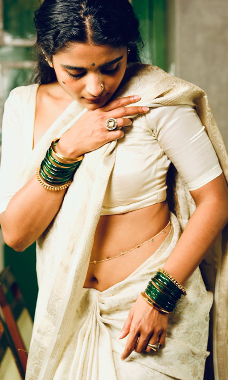 Chaithra J Achar Stuns In Elegant Saree Portrait With Timeless South Indian Grace