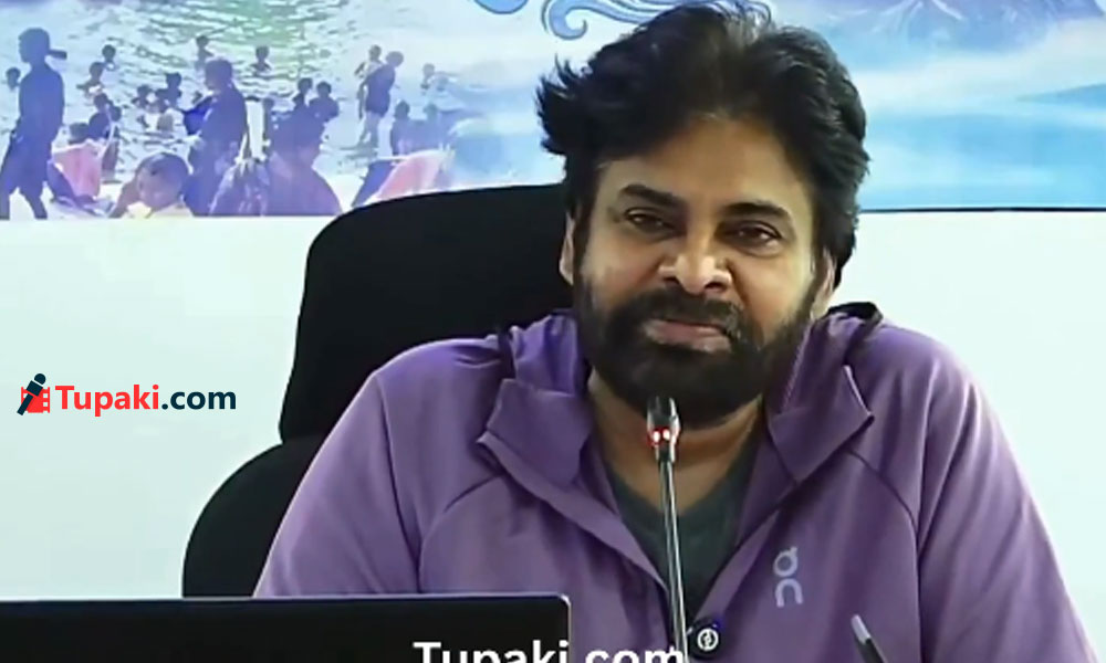 8 వేల కోట్ల బడ్జెట్ లో గోదావరి శుద్ధికి ఒక్క రూపాయి లేదా? పవన్ సూటి ప్రశ్న! 8 వేల కోట్ల బడ్జెట్ లో గోదావరి శుద్ధికి ఒక్క రూపాయి లేదా? పవన్ సూటి ప్రశ్న!