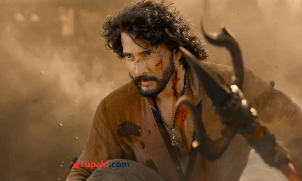 జక్కన్న వారణాసి.. కాశీ సెట్స్ లా త్రిశూలంతో మహేష్ నడిచి వస్తుంటే..