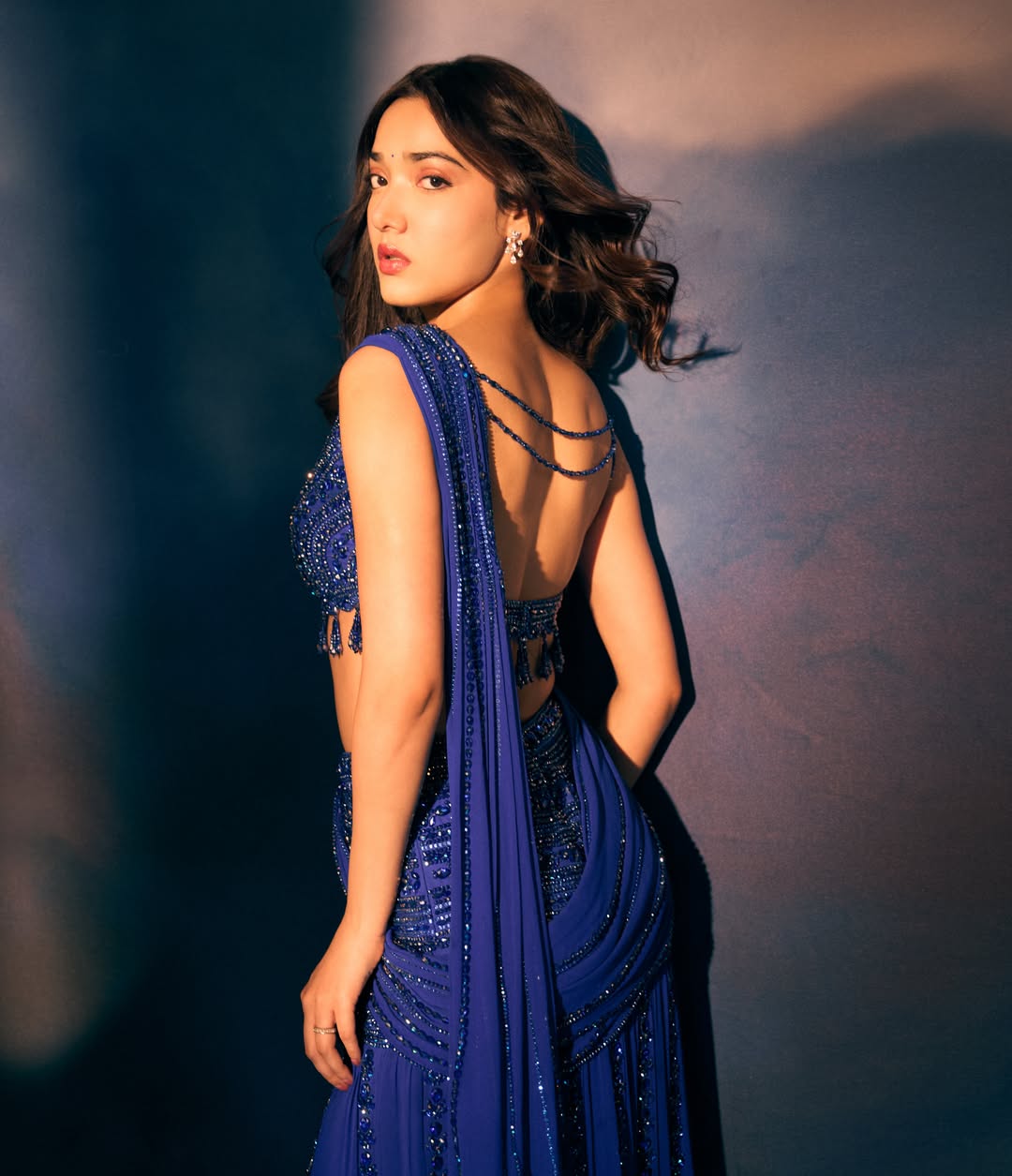 Medha Shankr Radiates Grace in Glamorous Ethnic Studio Look Medha Shankr Radiates Grace in Glamorous Ethnic Studio Look