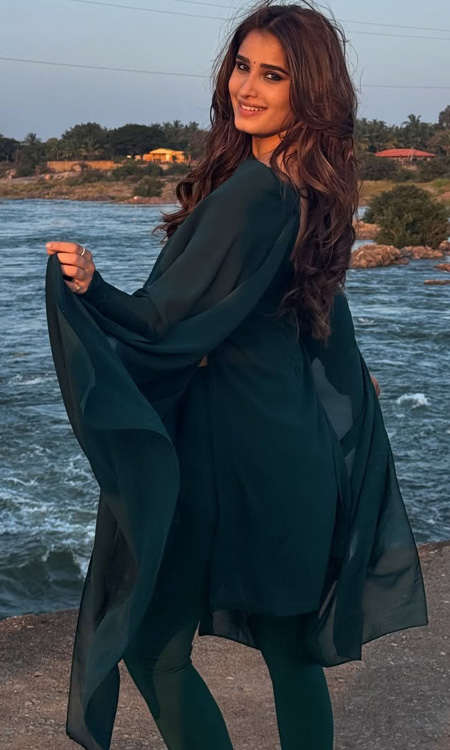 Rasha Thadani Builds Excitement Ahead of Srinivasa Mangapuram Release