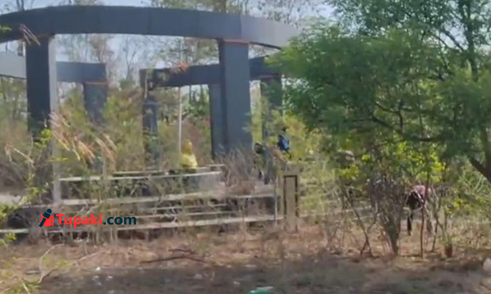 దాస‌రి స్మార‌కం వైర‌ల్: ప‌రిశ్ర‌మ పెద్ద దిక్కుకు అవ‌మానం! ఆయ‌న వార‌సులు, శిష్యులు ఎక్క‌డ‌?