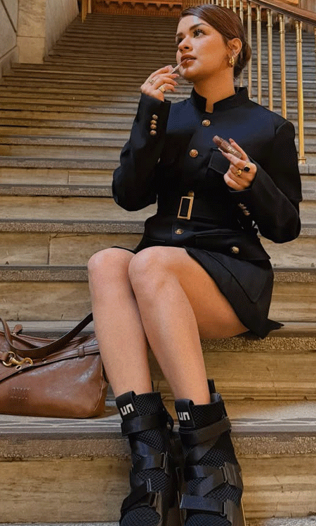 Avneet Kaur Stuns in Chic Black Dress, Blending Elegance with Modern Style