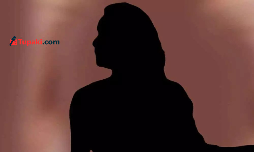 కాస్టింగ్ కౌచ్: ఆ డైరెక్టర్ నడుముపై చెయ్యి వేయబోతే చెప్పు తీసి కొట్టా!