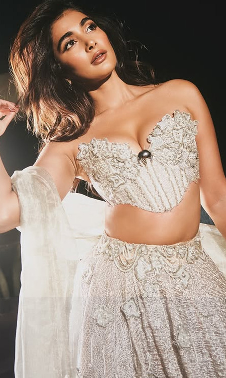 Pooja Hegde Shines in Glamorous Photoshoot