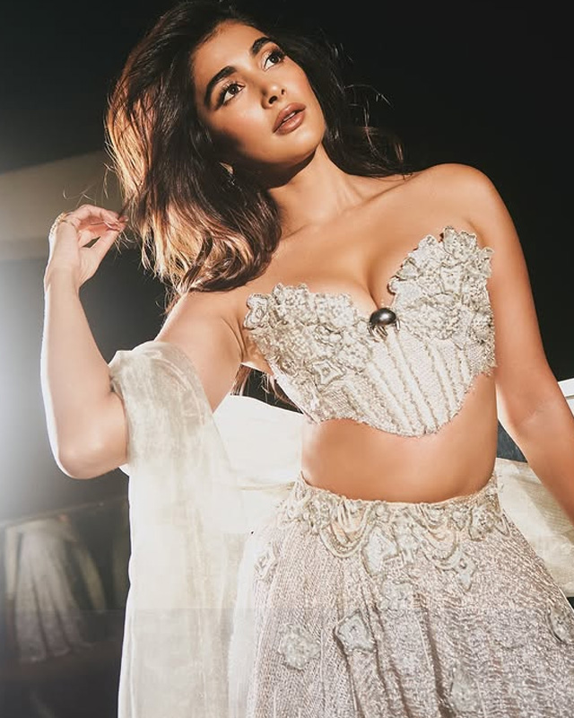 Pooja Hegde Shines in Glamorous Photoshoot