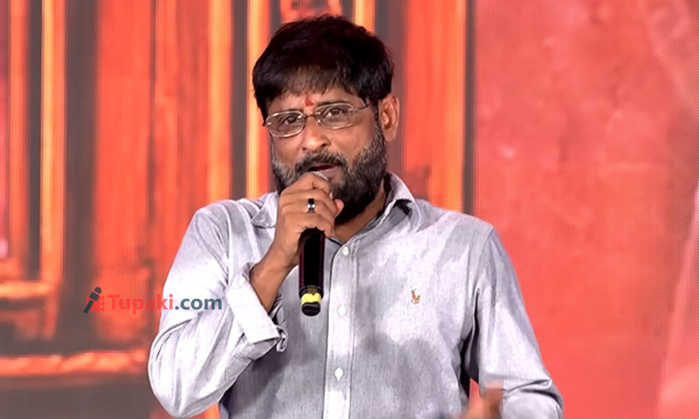రామ్ చరణ్‌గా నేను ఏమైనా చేయొచ్చు.. కానీ చిరంజీవి కొడుకుగా కష్టపడాల్సిందే