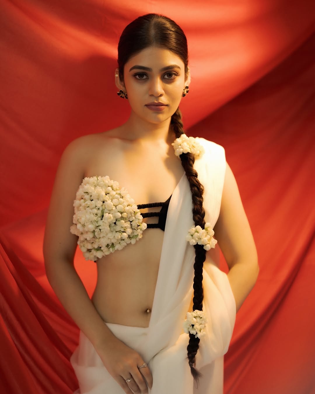Bandhavi Sridhar Stuns in Floral White Avatar Bandhavi Sridhar Stuns in Floral White Avatar