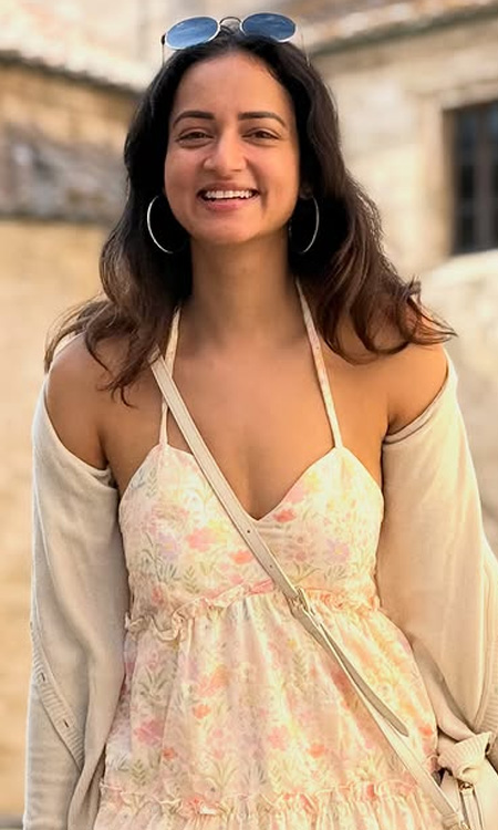 Shanvi Srivastavas Sun-Kissed Tuscany Photos