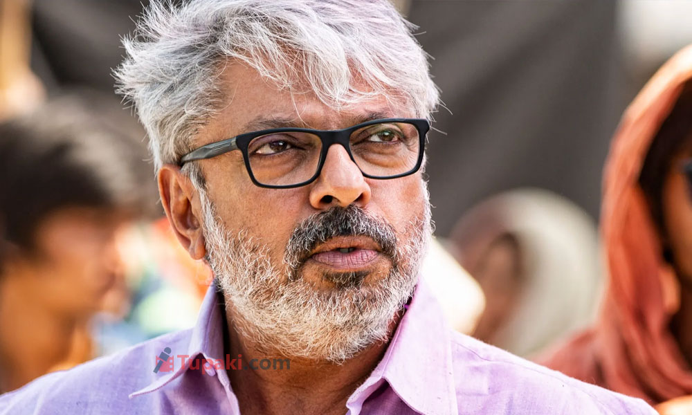 బాక్సాఫీస్ క్లాసిక్ వెనుక ఇంట్రెస్టింగ్ కథ!