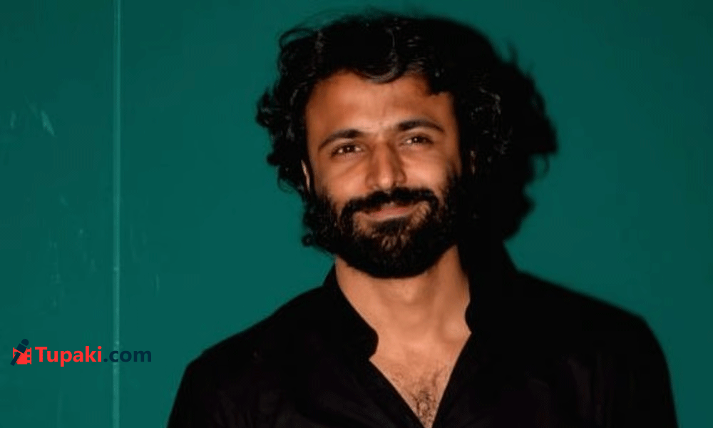 మళ్లీ చిక్కుల్లో  సీక్వెల్..అర్దంత‌రంగా త‌ప్పుకున్న డైరెక్ట‌ర్!