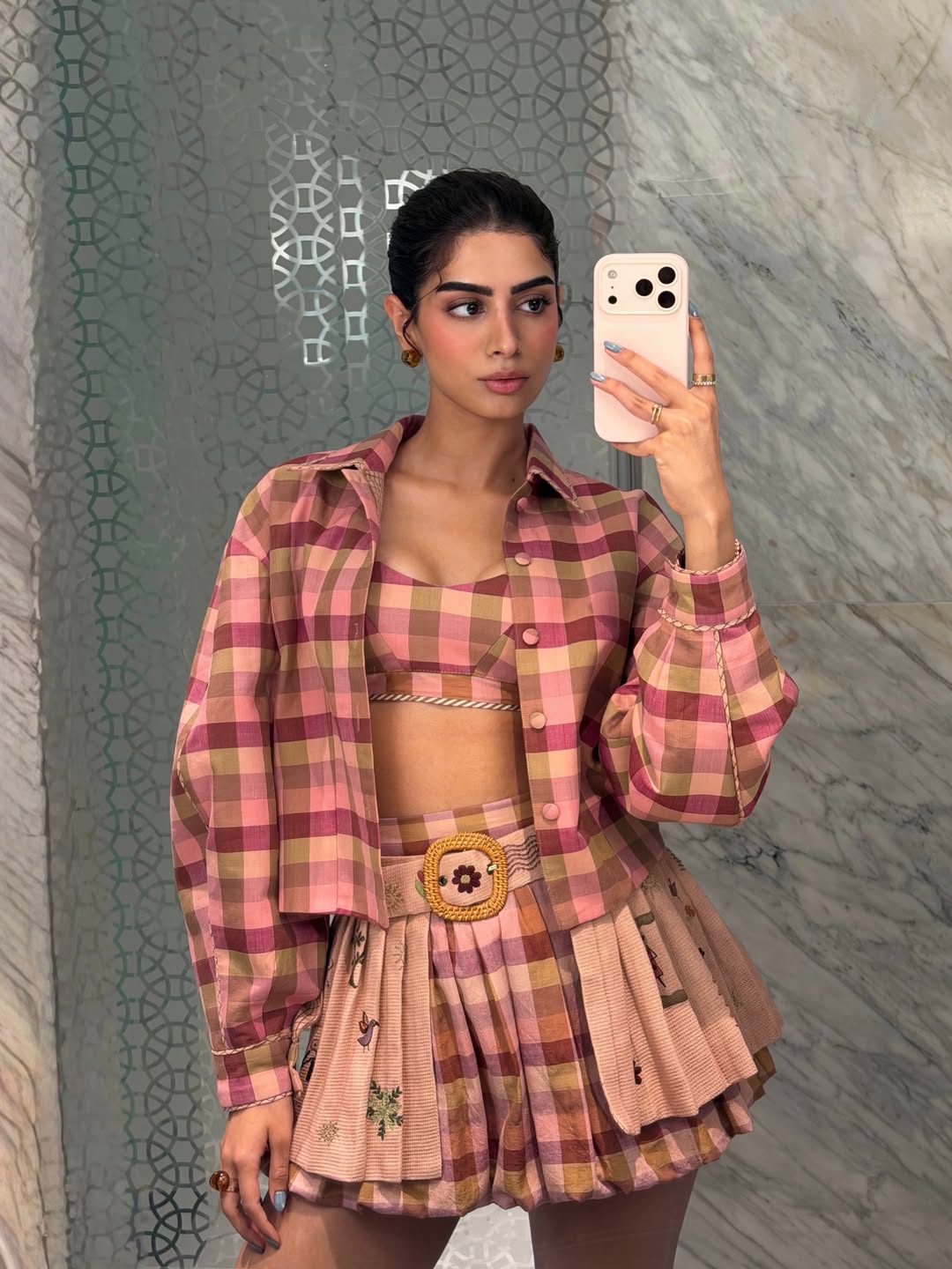 Khushi Kapoor Turns Heads in Chic Pink Co-Ord Look, Calls It a ‘Converse Kinda Day’