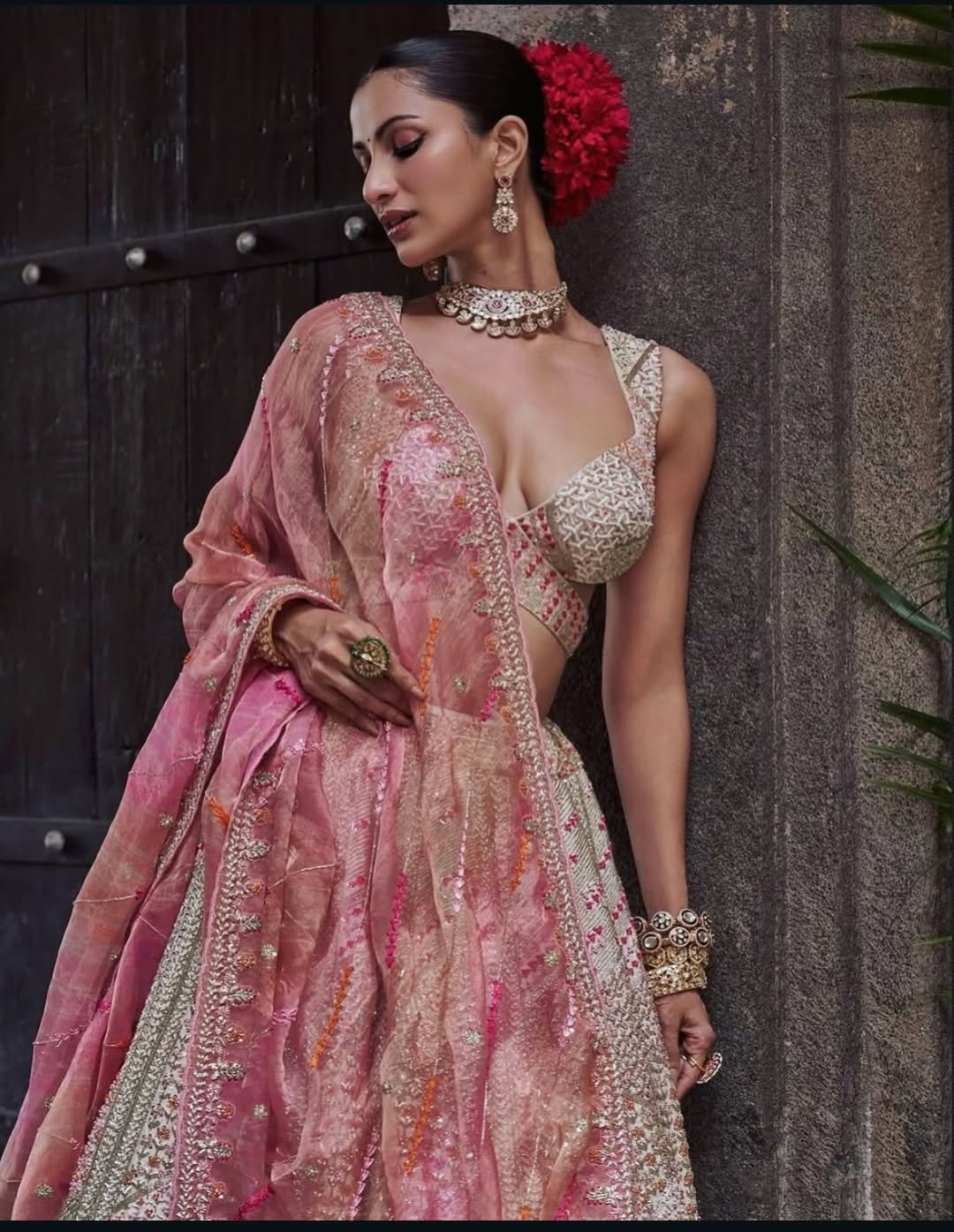 Diksha Singh Shines in Ethereal Pink Lehenga A Rising Star’s Journey Diksha Singh Shines in Ethereal Pink Lehenga A Rising Star’s Journey