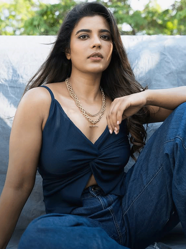 Aishwarya Rajesh Shines in Casual Glam Powerhouse Actress in Relaxed Chic