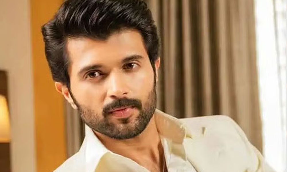 నాలుగేళ్ల తర్వాత రౌడీ స్టార్‌ కోసం...!