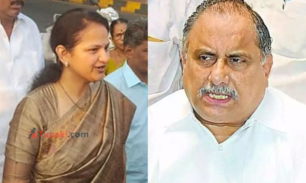 ముద్రగడతో వంగవీటి రంగా కుమార్తె రహస్య భేటీ.. గోదావరి జిల్లాల్లో పొలిటికల్ హీట్!