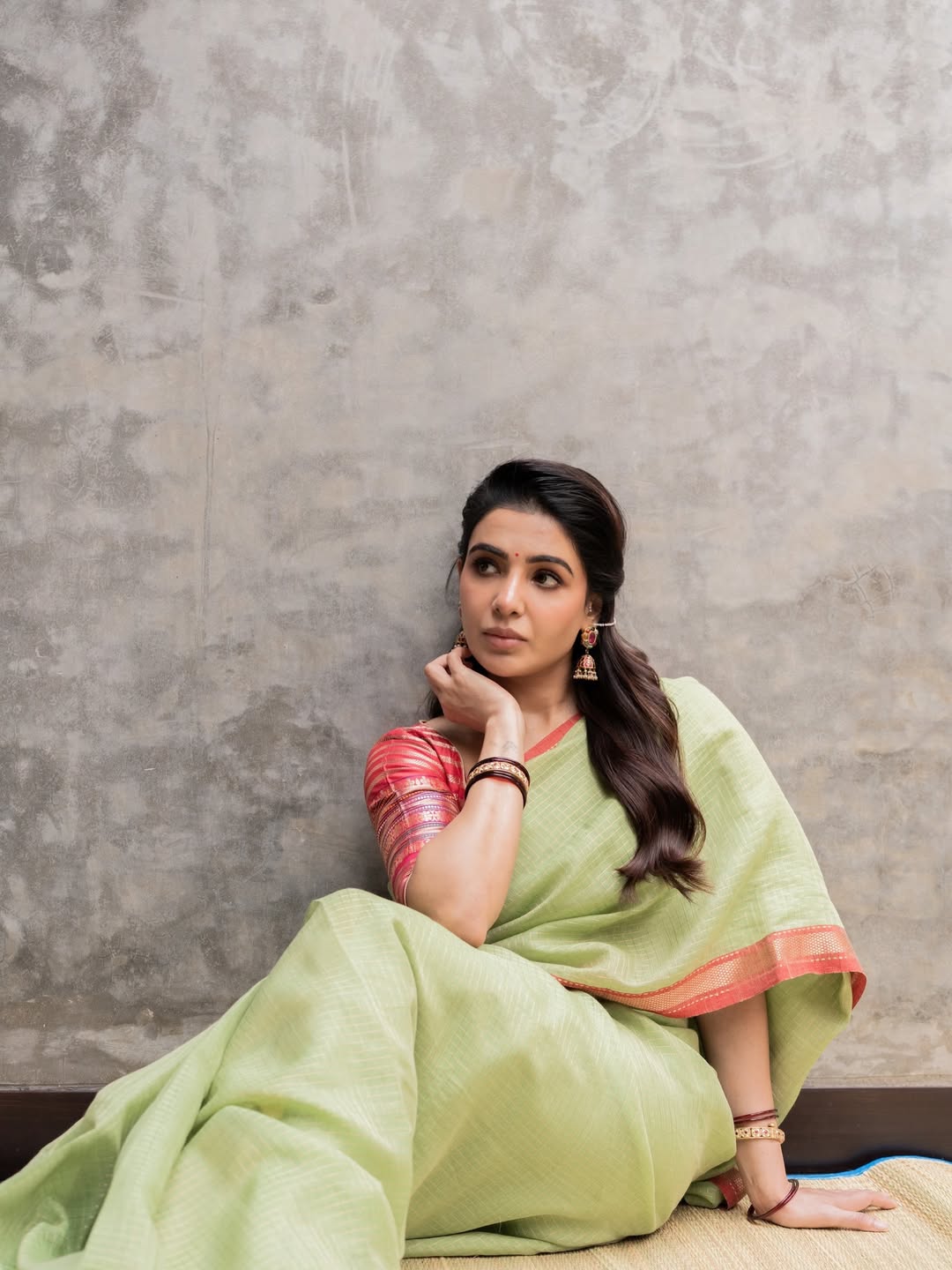 Samantha Ruth Prabhu’s Traditional Grace: Career Journey & 2026 Power Projects