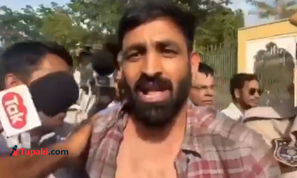 ‘కాక్రోచ్’ ఫౌండర్‌ చెంప పగుల కొట్టిన  నిందితుడు ఏమన్నాడో తెలుసా?