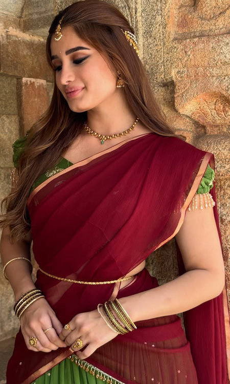 Rasha Thadani Radiates Ethnic Elegance in Stunning Saree Look from Srinivasa Mangapuram