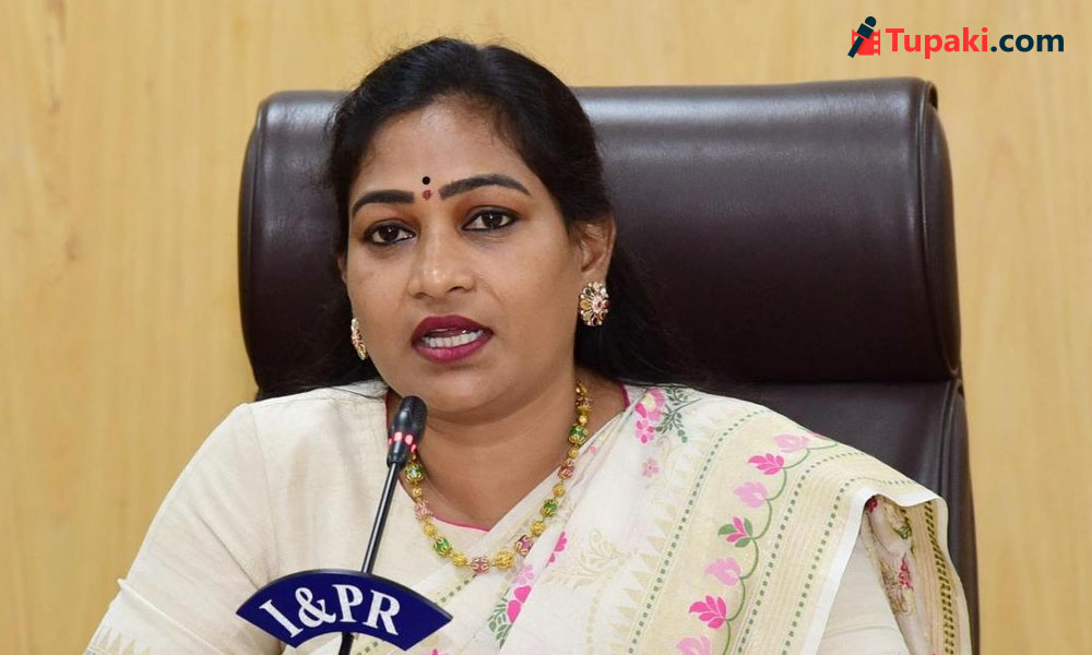 తగ్గేదేలే.. సమయం వచ్చినప్పుడు సమాధానం చెప్తా : హోంమంత్రి అనిత స్ట్రాంగ్ రియాక్షన్ తగ్గేదేలే.. సమయం వచ్చినప్పుడు సమాధానం చెప్తా : హోంమంత్రి అనిత స్ట్రాంగ్ రియాక్షన్