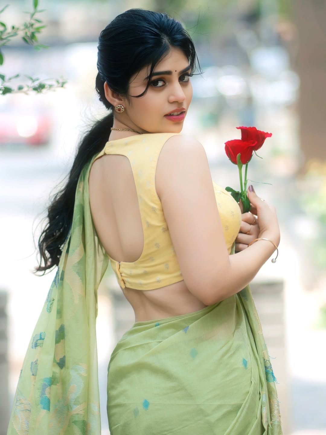 Bandhavi Sridhars Captivating Saree Style