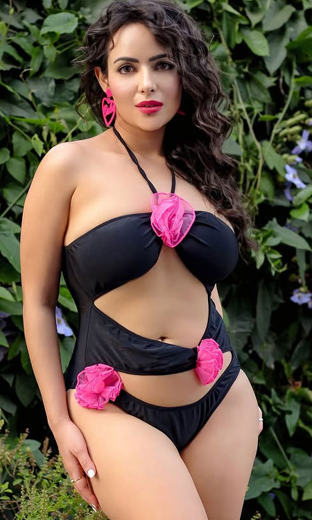 Aanchal Munjal Bold and Beautiful in Black