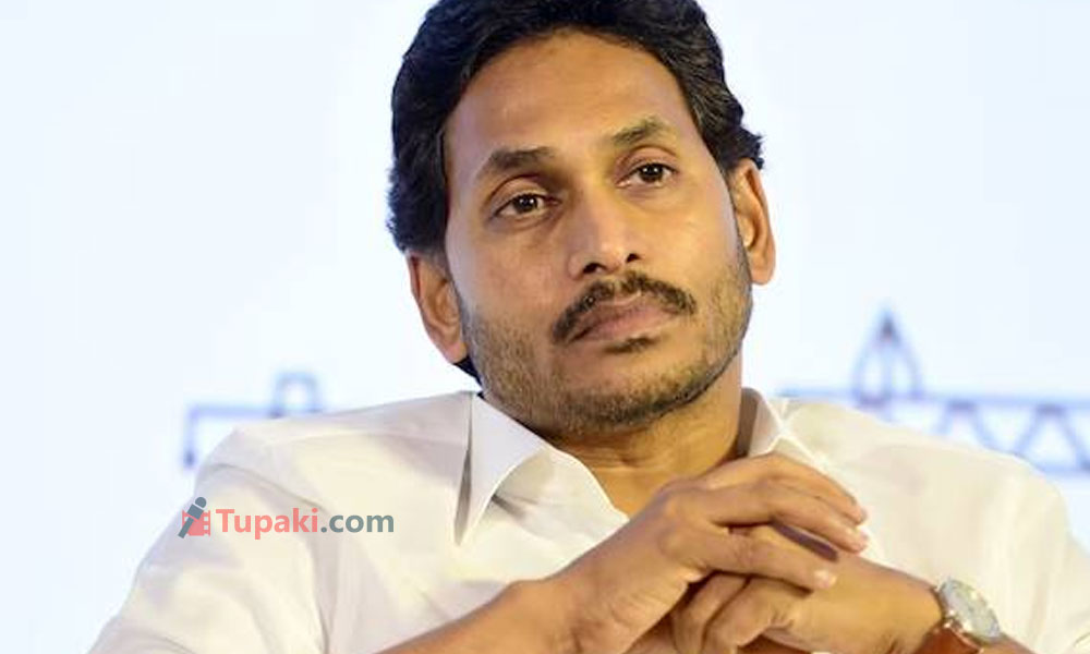 అచ్చి వచ్చిన చోటుకు...ఆగస్టు నెలలో జగన్ షిఫ్ట్ ?