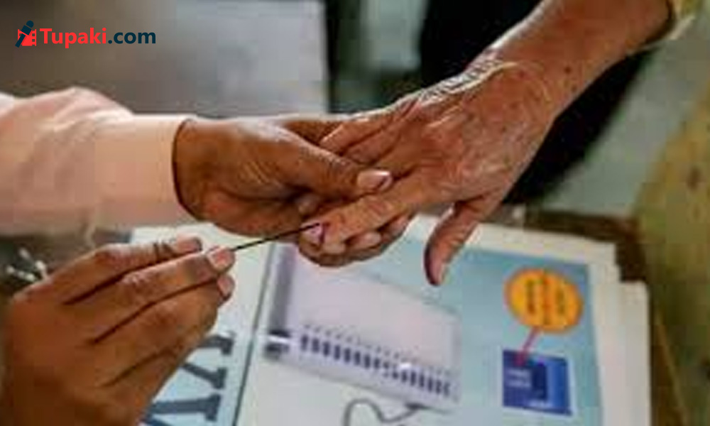 మ‌రో 4 మాసాల్లో ఎన్నిక‌లు.. పార్టీల‌కు బీట‌లు