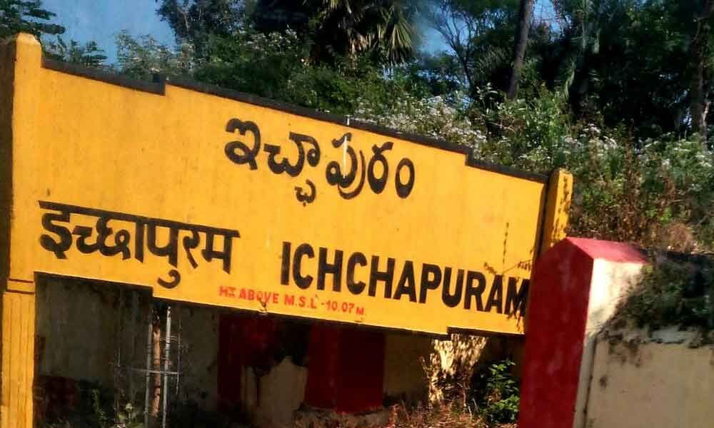 వైసీపీకి చిక్కని దక్కని సీటు...రీజన్ అదే ?
