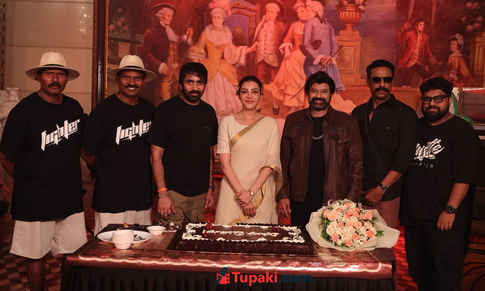 కాజల్‌కు బాలయ్య ఆశీర్వాదం.. వైరల్ వీడియో!