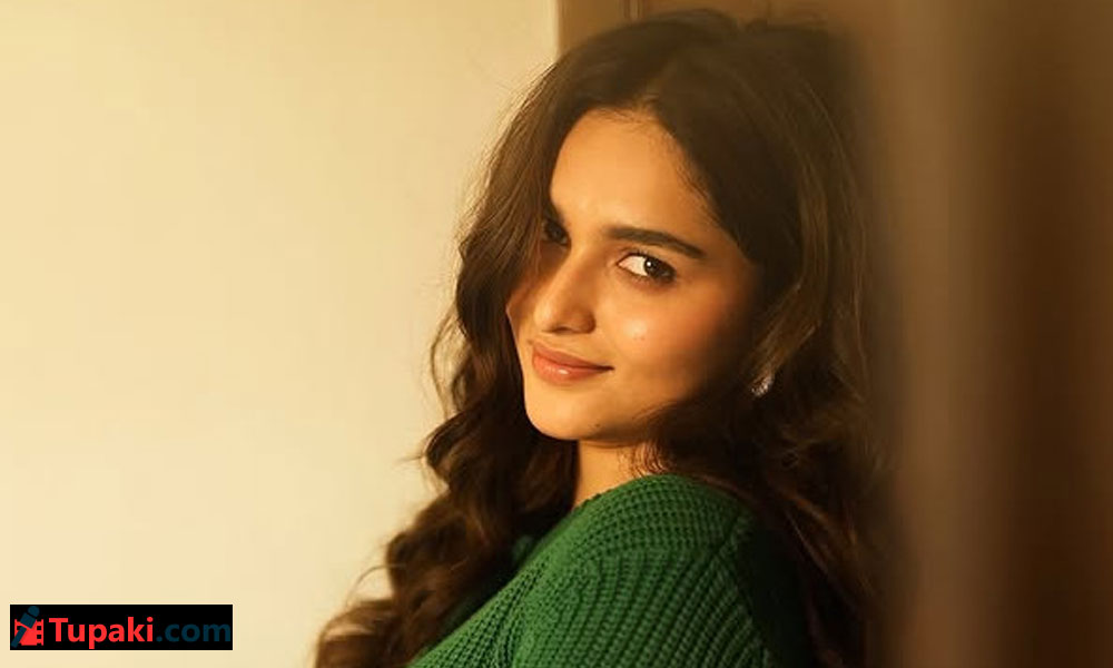 మనసుకు విశ్రాంతి కావాలి.. కయాదు పోస్ట్ వైరల్!