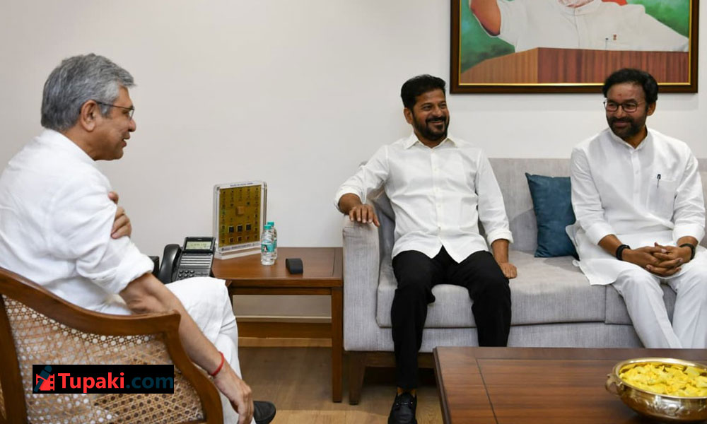 ఒక్క దెబ్బకు రెండు పిట్టలు....కిషన్ రెడ్డి నా మజాకానా !