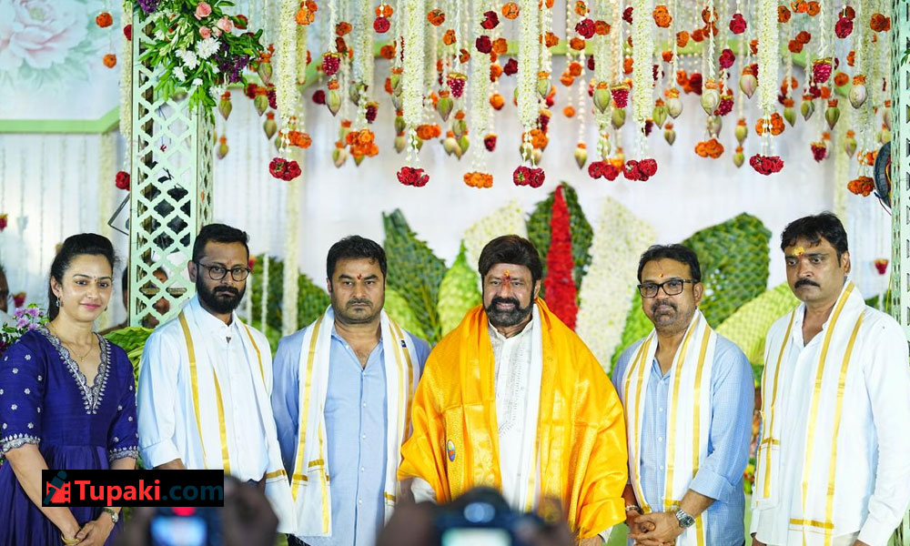 కూతురి దర్శకత్వంలో బాలయ్య కొత్త సినిమా.. ఘనంగా పూజా కార్యక్రమం!