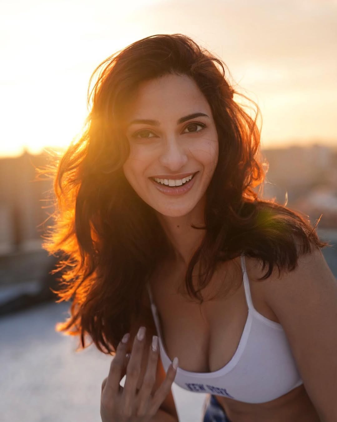 Diksha Singh Shines in Bold Sporty Look, Wins Fans with Her Fitness Aura