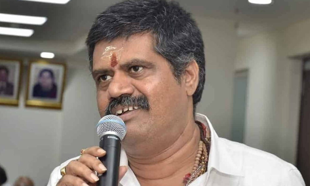 జ‌న‌సేన‌లోకి వైసీపీ మాజీ మంత్రి.. ప‌వ‌న్ గ్రీన్‌సిగ్న‌ల్‌?