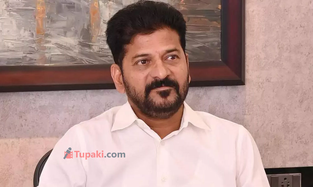 వివాదం రేపిన రేవంత్ క‌ర్నాట‌క టూర్‌.. విష‌యం ఏంటంటే!