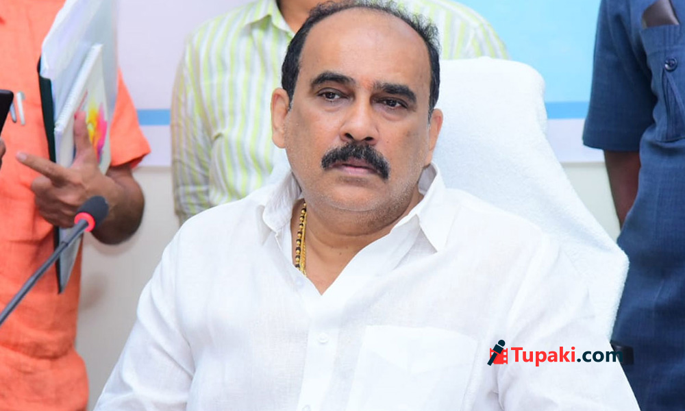 జోరు మీద శీనన్న....వైసీపీకి  షాకేనా ?