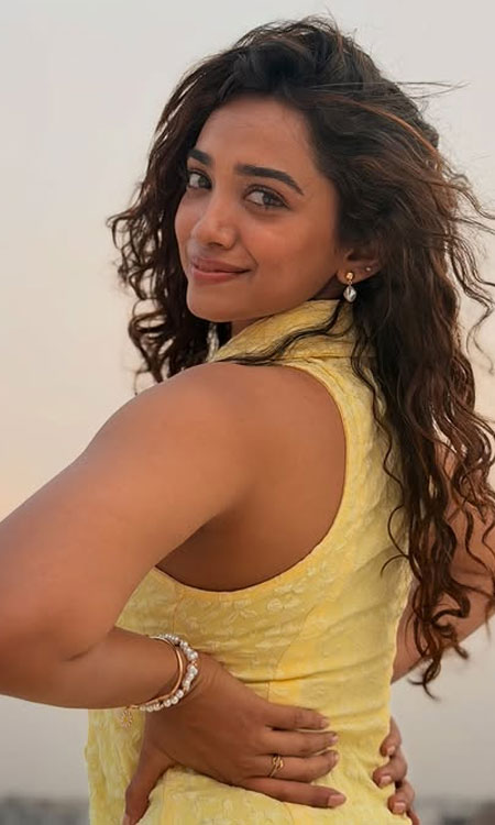 Saanve Megghana’s Elegant Yellow Dress Look Wins Hearts
