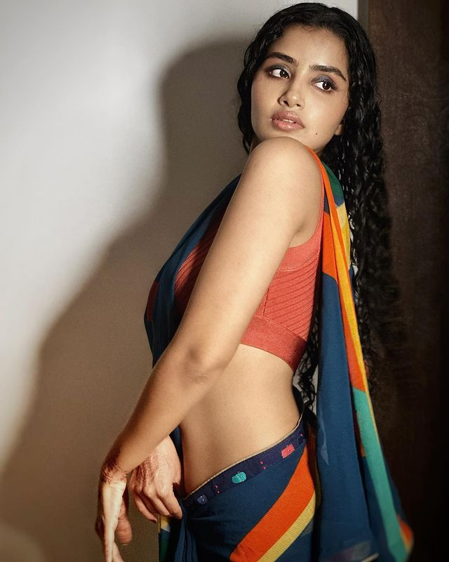 Anupama Parameswaran Stuns in a Fusion Saree